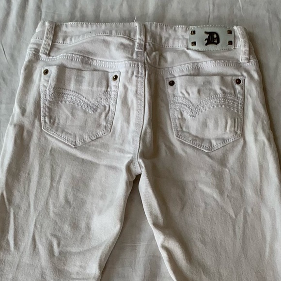 Dollhouse White Straight Leg Skinny Jeans - Picture 3 of 5